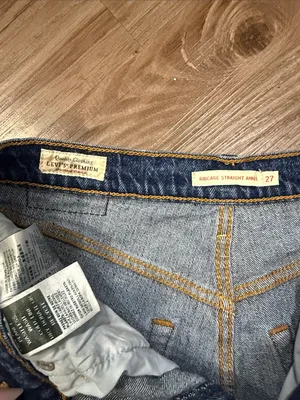 Levi’s Premium Ribcage Straight Ankle Jeans 27 My Honor Dark Wash $110 thumbnail 8
