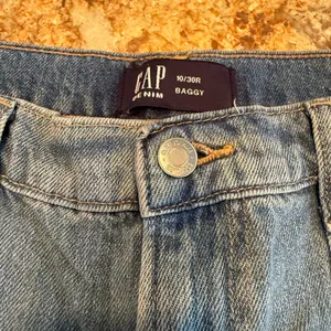Gap Womens Carpenter Jeans Baggy Fit HighRise Gorpcore Size 10 / 30 thumbnail 4
