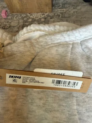 SKIMS (G23) Cotton Fleece Joggers light Heather gray NWT SIZE Large thumbnail 5