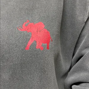 Comfort Colors Elephant Tuscaloosa Alabama sweatshirt size M thumbnail 3
