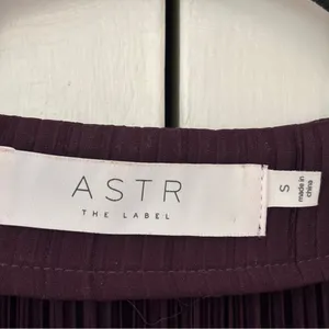 ASTR‎ the Label Plum Purple Plisse Pleated Knot Blouse Puff Shoulder Size Small thumbnail 4