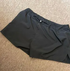 Black Shorts thumbnail 8
