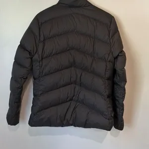 Eddie Bauer Black Full Zip 650 Down Feather Lightweight Jacket Small Women’s #10 thumbnail 7