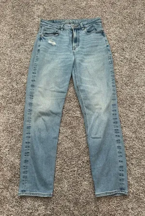 American Eagle Mom Jeans thumbnail 1