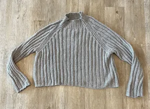 Womens American Eagle Grey Cropped Knit Sweater - XL thumbnail 1