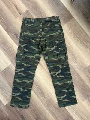 Wrangler relaxed fit camo pants thumbnail 2
