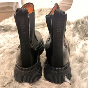 Ganni FINAL PRICE DROP NWOB CREEPERS CHELSEA BOOTS thumbnail 7
