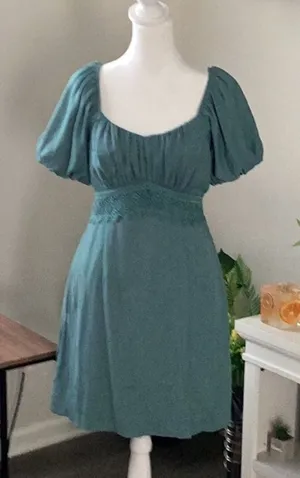Trixxi Green Ruched Puff Sleeve Mini Dress thumbnail 1