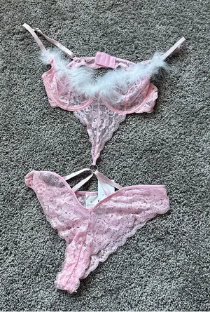 Pink Lace Lingerie Set thumbnail 1