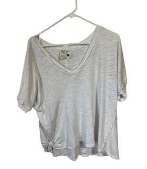 Free People Women's Cropped V-Neck T-Shirt Gray Size M Standard Casual thumbnail 1