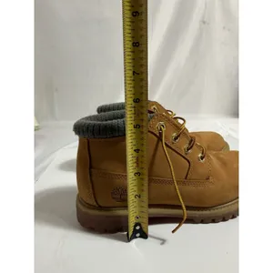 Timberland Outfitters Women’s Hiking Boots Size 7M Tan Ankle High Leather thumbnail 4