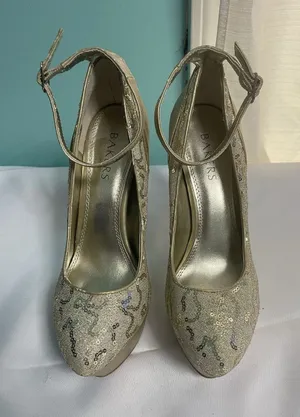 Baker heels Karrie Gold/Glitter Size 7.5 BinC‎ Gold thumbnail 1