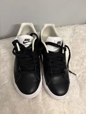 Black and white Nike Court tour sz 6.5 thumbnail 9