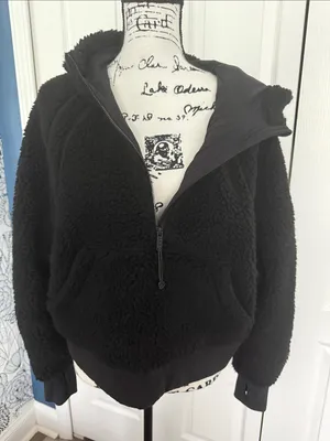 lululemon athletica Scuba Oversized Sherpa Hoodie - Half Zipped M/L thumbnail 7