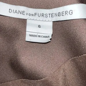 DIANE VON FURSTENBERG Black & Tan Delian Crochet Pebble Lace Peplum‎ Dress EUC 6 thumbnail 9