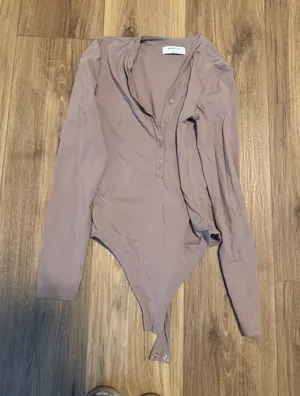 Babaton Aritzia Bodysuit thumbnail 1