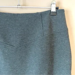 MICHAEL KORS | Charcoal Gray Knit Pencil Skirt Sz 6 thumbnail 3