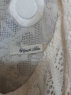 Urban Outfitters Kimchi Blue Ivory Lace Slouchy Bow Bag thumbnail 4
