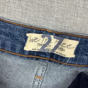 We The Free Jeans Womens 27 Blue Medium Wash High Rise Straight Distressed Denim thumbnail 8