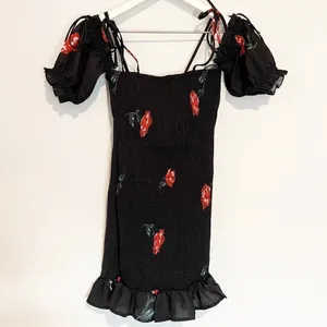 Starlow Senorita Dress Size XS Black Floral Smocked Milkmaid‎ Mini Dark Coquette thumbnail 10