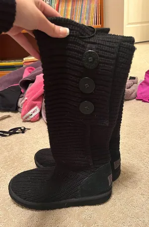 UGG Australia Women’s Boots thumbnail 1