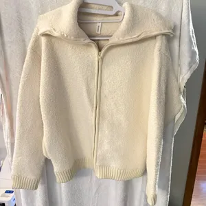 Wishlist- Cozy Sweater Jacket thumbnail 2