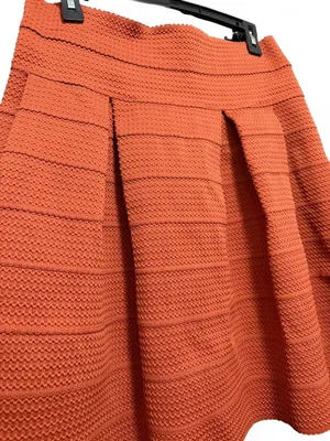 H&M Skirt thumbnail 2