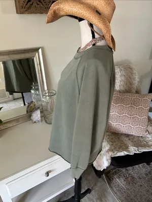 Aerie crew olive green comfy casual boxy light sweatshirt XS oversized thumbnail 2
