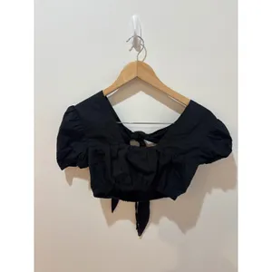 I.AM.GIA Black Puff‎ Sleeve Tie Back Cut Out Crop Top XS Sweetheart Neckline thumbnail 3