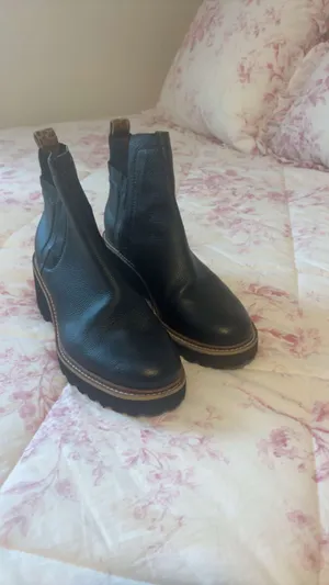 Dolce Vita Black Booties with Cheetah Detail thumbnail 2