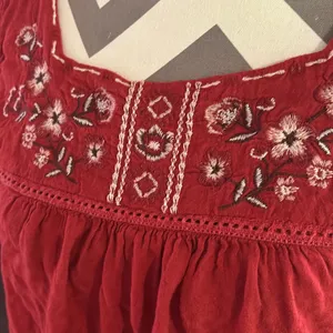 Knox Rose Cold shoulder top thumbnail 3