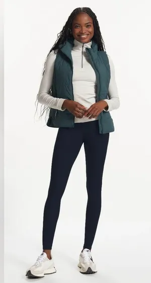 Vuori NWT Chilled Out 7/8 Leggings Color Ink Navy High Rise 27” Size S thumbnail 4