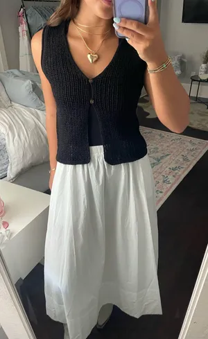 White long skirt boutique thumbnail 1
