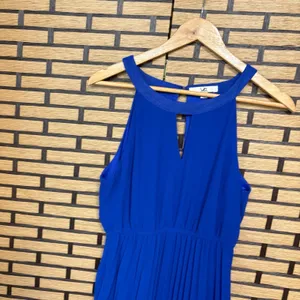 Ya Los Angeles Blue And White Pleated Maxi Dress Size‎ Medium thumbnail 3