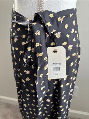 NWT Billabong Ocean Air Floral Maxi Wrap Skirt - Black / Yellow (Size Small) thumbnail 5