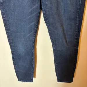Good American Good Waist Crop Jeans Dark Wash‎ Size 6/28 thumbnail 3