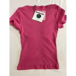 Daydreamer Pink Ribbed Baby Tee Cropped Y2K Fitted Graphic Top Large thumbnail 4