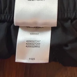 Vans Womens Black Smocked High Rise Athletic Dolphin Shorts XS VN000K4QBLK thumbnail 4