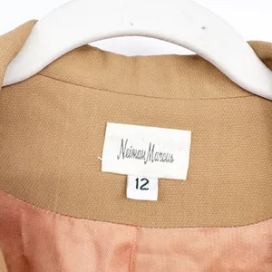 Neiman Marcus Womens Camel Tan Wool Blend Longline Vintage 90s Blazer Size 12 thumbnail 2