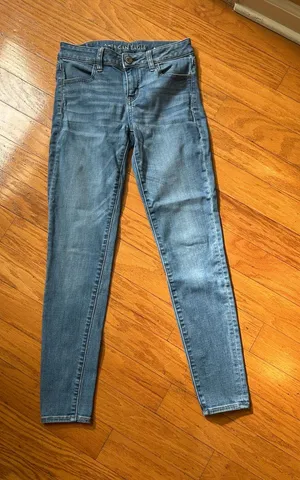 American Eagle Outfitters Medium Blue Skinny Jeans size 4 thumbnail 1