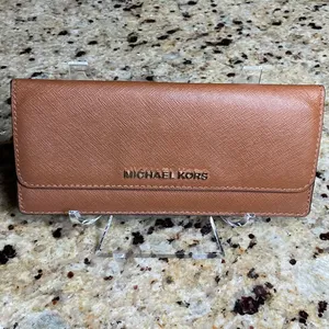 Michael Kors Brown Jet Set Saffiano Leather Snap Front Wallet - EUC thumbnail 1