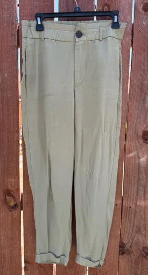Zara Sage Green Cuffed Straight Leg Lightweight Pants Women’s Size Medium thumbnail 1