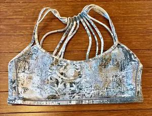 Lululemon Lighten Up Womens Sports Bra Size 6 Small Yoga Print Lounge thumbnail 1