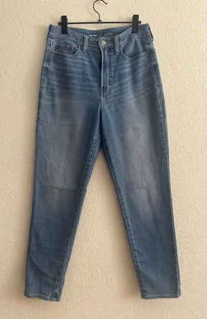 Old Navy OG Straight‎ Jeans 8 Tall High Rise Built-In Warm Medium Wash Denim thumbnail 1