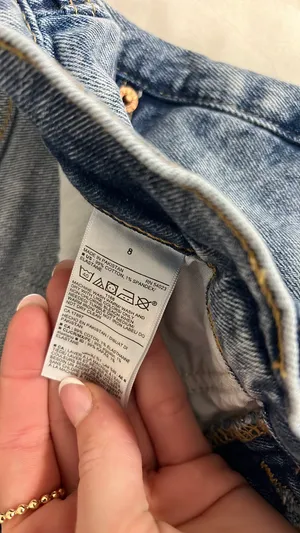 Old Navy Extra High-Rise Sky Hi Straight Jeans thumbnail 2