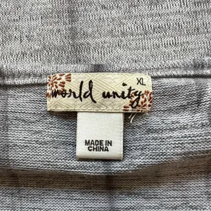 World Unity Women's Floral‎ Sweater Top Size XL Gray Rhinestone Studded Boho thumbnail 8