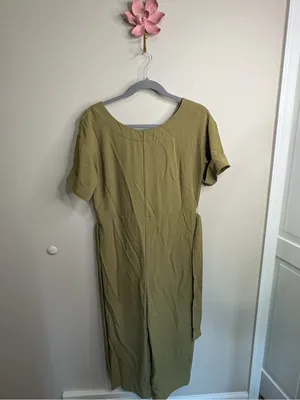 Everlane Olive Short-Sleeve Tie-Waist Jumpsuit thumbnail 3