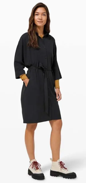 Lululemon perfectly poised Button Down Dress With Pockets Size 6 oversized thumbnail 1