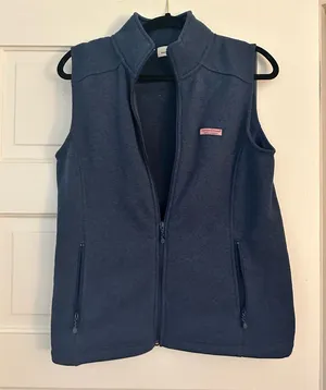 Vineyard Vines Navy Vest Size Medium thumbnail 1