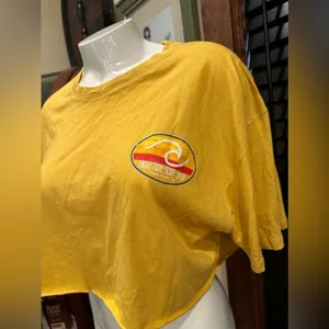 Surf Style High Tide Surf Shop Tybee Island GA Cropped Graphic T-Shirt Yellow Women's XL thumbnail 5